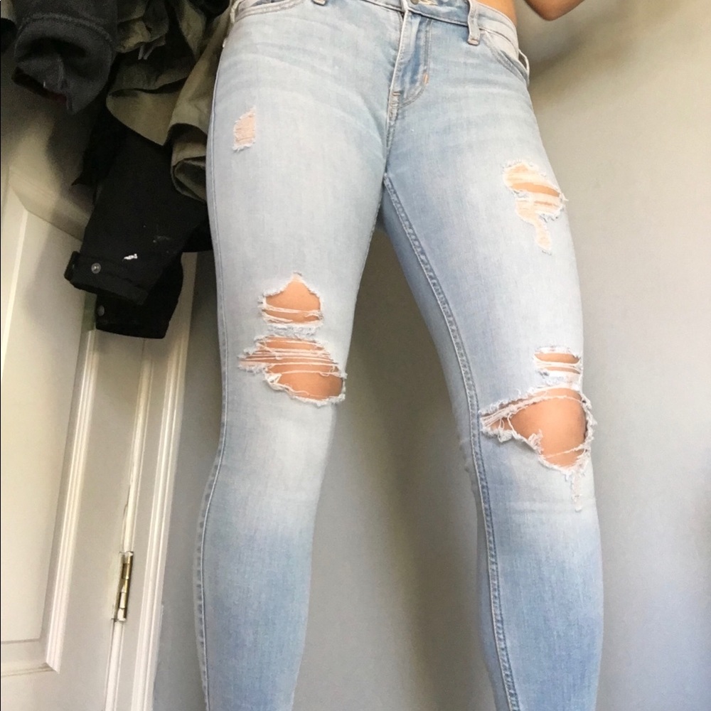 Light wash, skinny jeans hollister (0S)